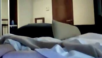 رجل يمارس سكس مترجم عربى 2020 الجنس مع زوجته بجد في فيديو الهواة