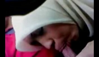 طالبة في ورطة تسبب سكس فيديو مترجم عربي الآسيوية يمارس الجنس مع وجهها في الحافلة
